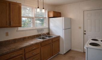 2 Wallace Rd, Beaufort, SC 29907