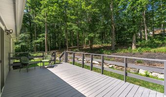 22 Glen Cove Rd, Arden, NC 28704