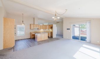 222 8th St, Carlin, NV 89822