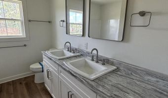 1210 Lake Dr, Amory, MS 38821