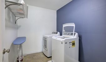 4477 Black Hills Dr NW, Acworth, GA 30101