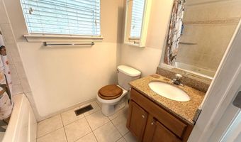 10 Oyster Bay Rd H, Absecon, NJ 08201