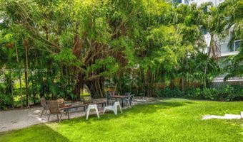 1125 99th St 9, Bay Harbor Islands, FL 33154