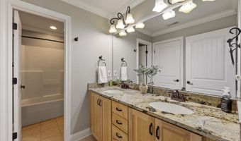 1729 Ansley Dr, Alcoa, TN 37701