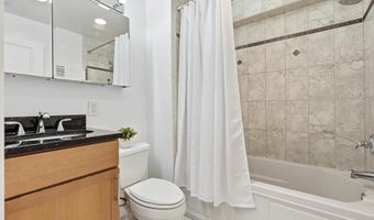 739 NEWTON Pl NW 202, Washington, DC 20010