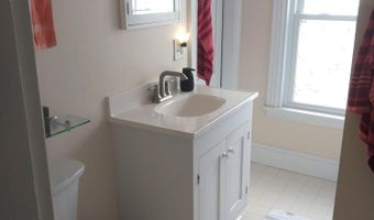 30 Park St, Bath, ME 04530