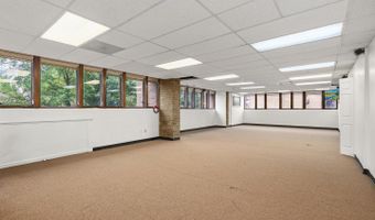 4200 DANIELS Ave, Annandale, VA 22003