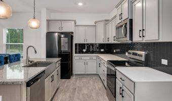 128 Tanglewood Pl, Angier, NC 27501