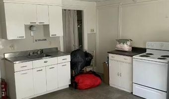 78 High St, Belfast, ME 04915