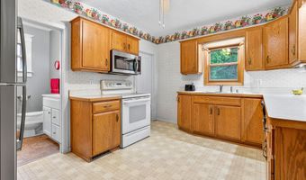 1015 E ELDORADO St, Appleton, WI 54911