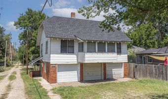 303 N 2nd, Arkansas City, KS 67005
