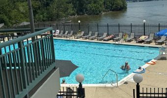 501 SLATERS Ln #805, Alexandria, VA 22314