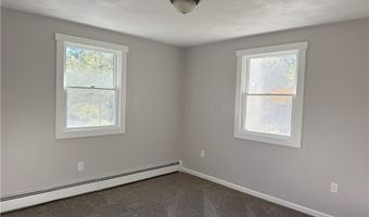 7 Leatherleaf Rd, Narragansett, RI 02882