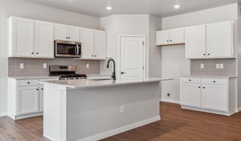 3393 N Irvington St, Aurora, CO 80019