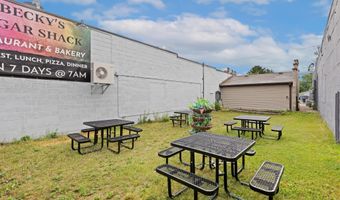158 S MAIN St, Adams, WI 53910