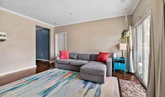 110 WATKINS POND Blvd 1-202, Rockville, MD 20850