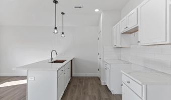 2008 Green Acres Dr, Adrian, MI 49221