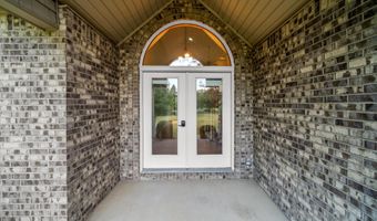 4055 Pontiac Trl, Ann Arbor, MI 48105
