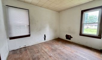2005 Euclid Dr, Anderson, IN 46011