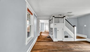 22 Parker St, Bangor, ME 04401