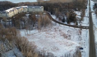 Stevens St, Albert Lea, MN 56007