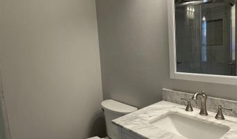 710 E Boyd Dr #805, Baton Rouge, LA 70808