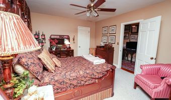 205 Valley Dr, Americus, GA 31709