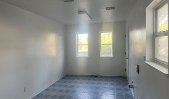 914 Country Club Dr, Elko, NV 89801