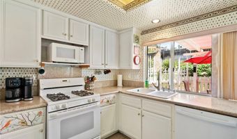 6220 E Palo Alto Dr, Anaheim, CA 92807