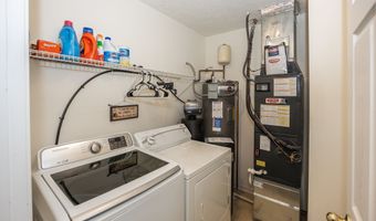 7934 Painted Pony Dr, Indianapolis, IN 46217
