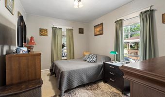 1320 N HARRIMAN St, Appleton, WI 54911