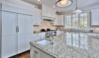 71 Hickok Rd, New Canaan, CT 06840