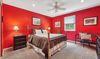 15 BETH Dr, Ambler, PA 19002