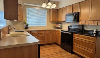 1407 S 2nd St, Aberdeen, SD 57401