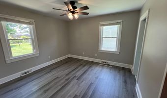 4143 N Lee St, Ayden, NC 28513