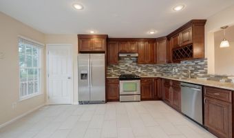 6537 PARISH GLEBE Ln, Alexandria, VA 22315
