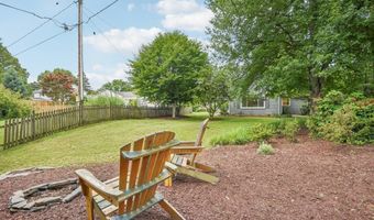 12213 WESTMONT Ln, Bowie, MD 20715