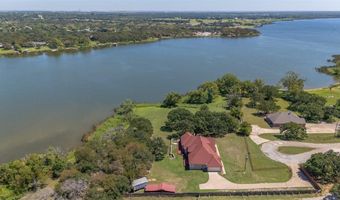 1701 W Lake Shore Dr, Alvarado, TX 76009