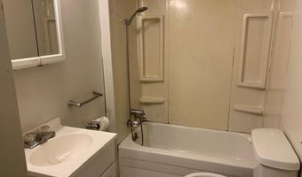 224 E Front St Apt 1, Adrian, MI 49221
