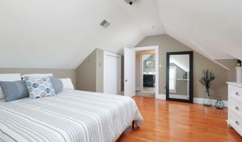 121 Center Ave, Atlantic Highlands, NJ 07716