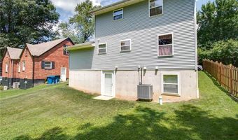 2933 Forest Dr, Alton, IL 62002