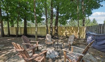 11120 Saint Charles Pl, Carmel, IN 46033