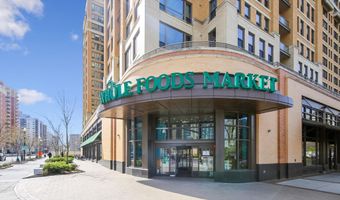 650- A 15TH St S 1, Arlington, VA 22202