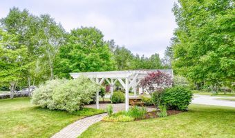 20 B Springbrook Dr, Belfast, ME 04915