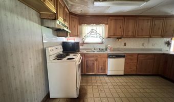 6122 Poplar Rd, Albany, GA 31705