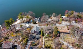 1046 Lakeside Dr E, Alloway, NJ 07422