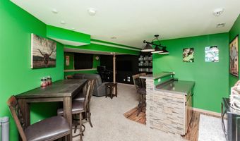 1602 3rd Ave SW, Altoona, IA 50009