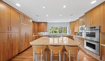 476 Baxter Neck Rd, Barnstable, MA 02630