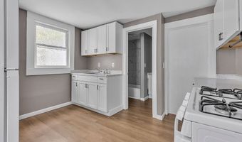 1216 Beaver Rd, Ambridge, PA 15003