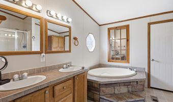 9072 E State Highway 76, Anderson, MO 64831